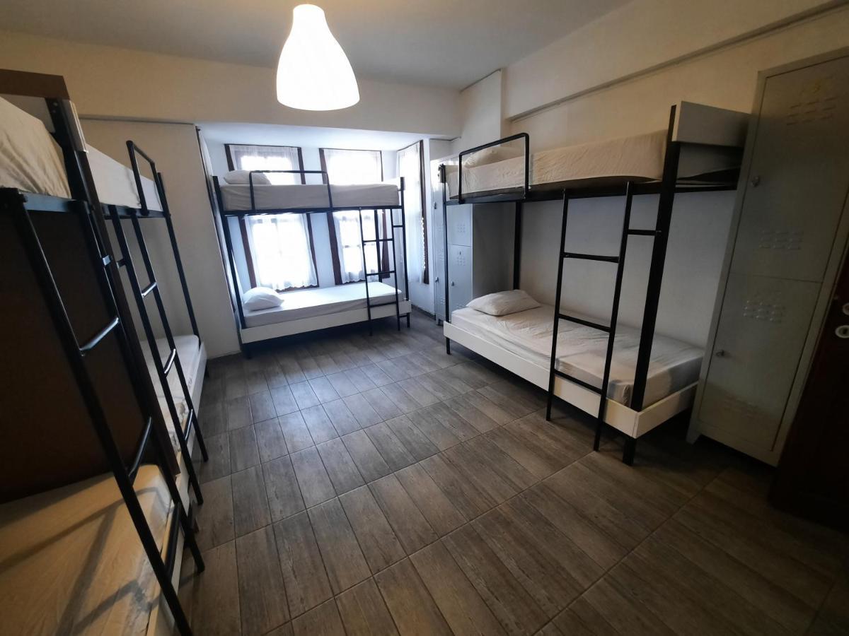 Kuyu Beergarden Hostel Antalya Eksteriør billede