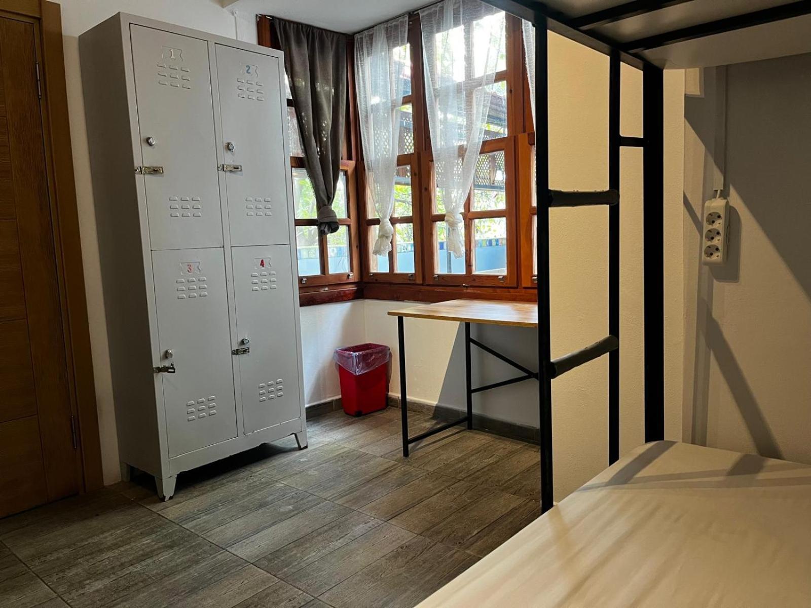 Kuyu Beergarden Hostel Antalya Eksteriør billede