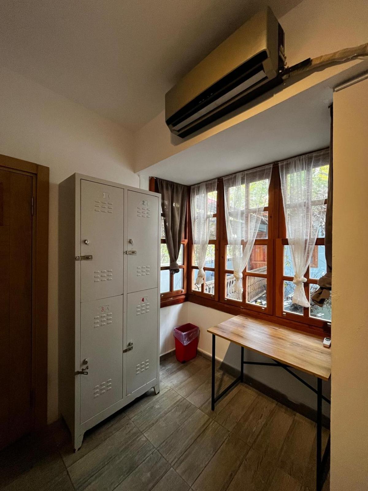 Kuyu Beergarden Hostel Antalya Eksteriør billede
