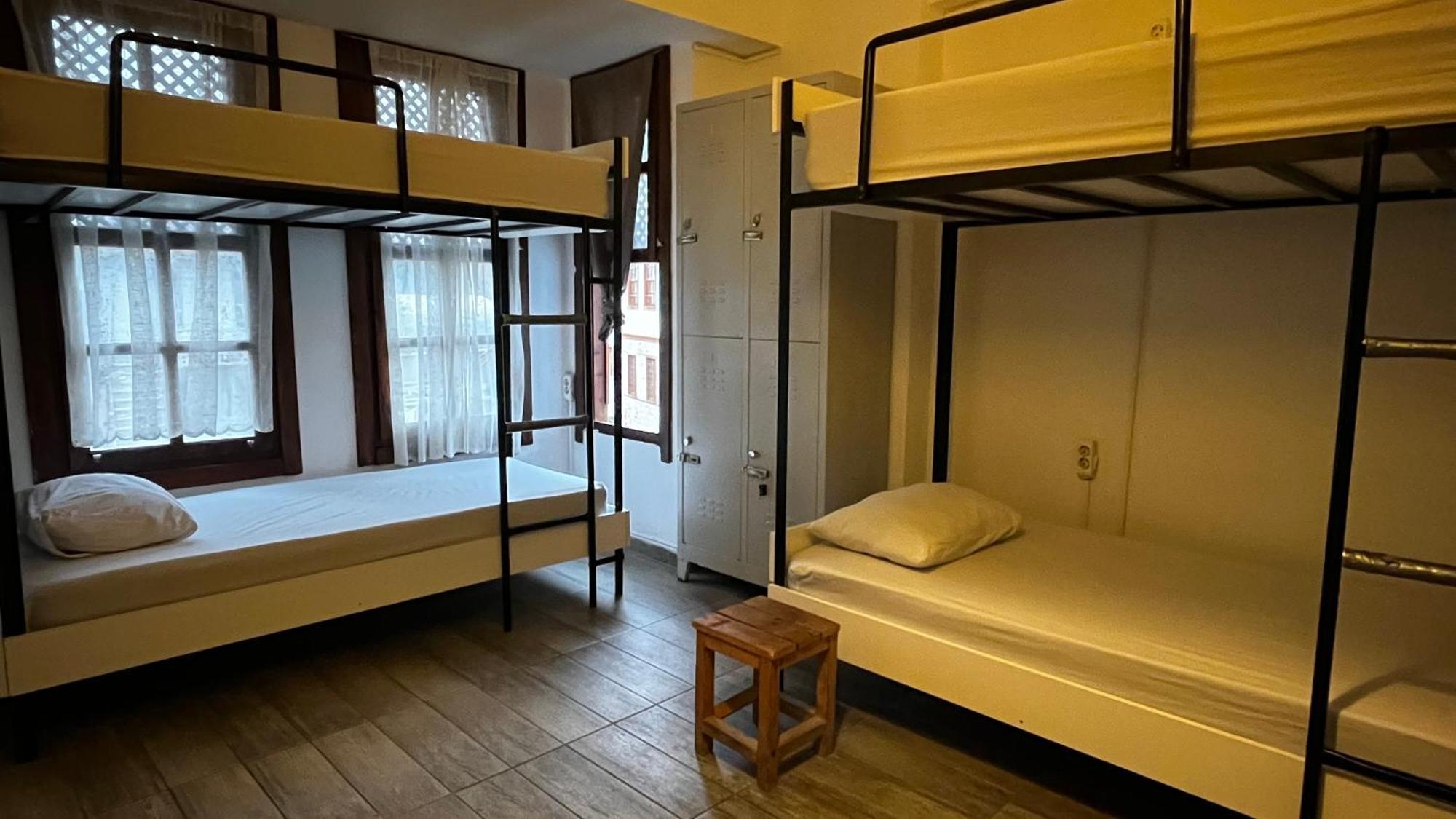 Kuyu Beergarden Hostel Antalya Eksteriør billede