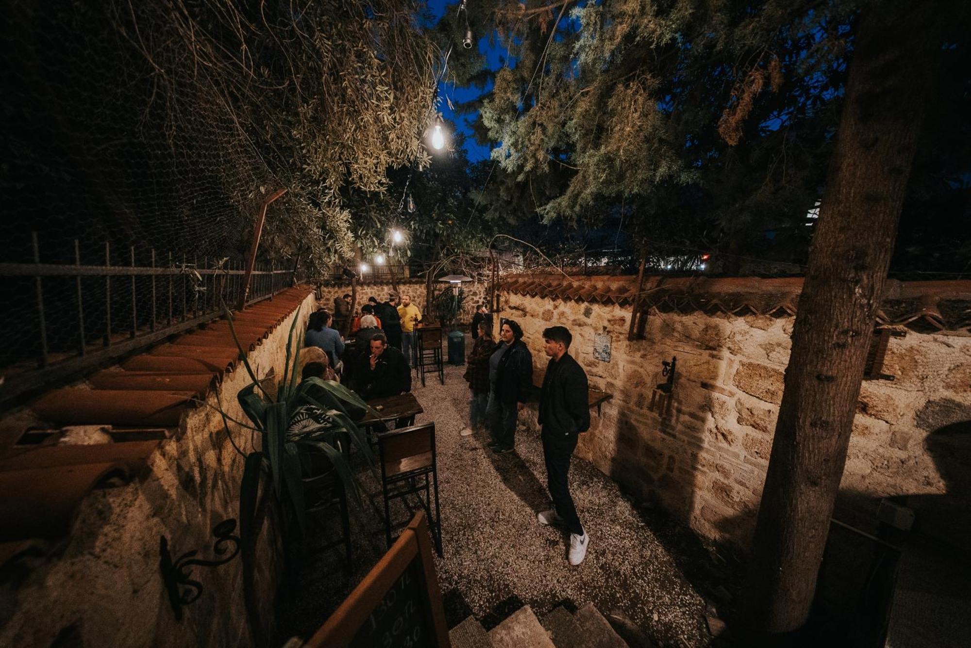 Kuyu Beergarden Hostel Antalya Eksteriør billede