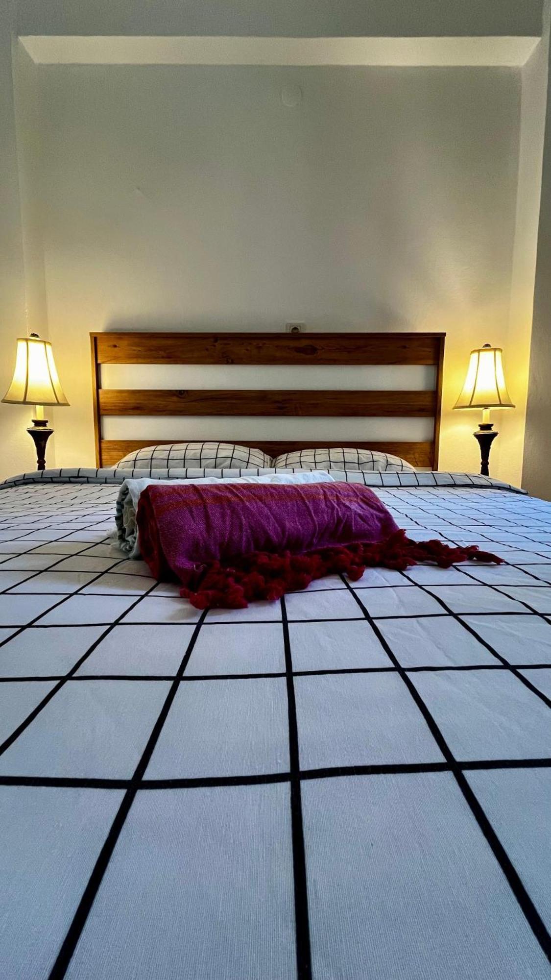 Kuyu Beergarden Hostel Antalya Eksteriør billede