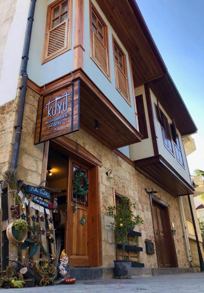 Kuyu Beergarden Hostel Antalya Eksteriør billede